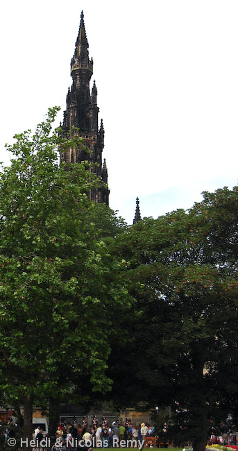 Scott Monument / Edinburgh