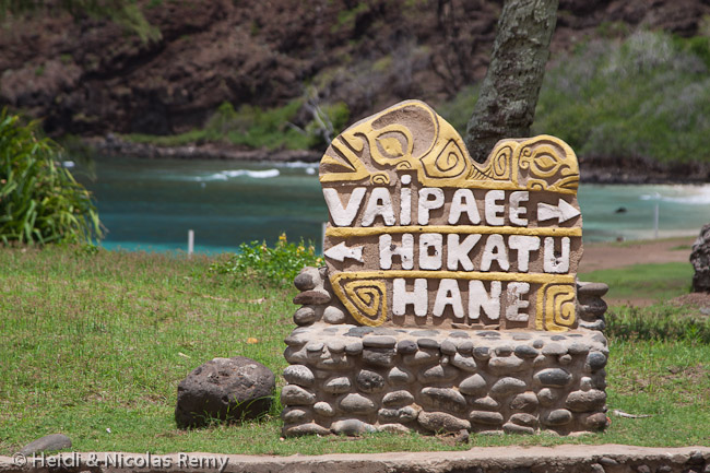 L'unique route de l'île relie les trois villages de Ua Huka
