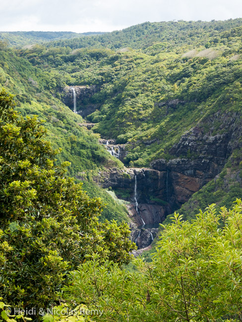 Les sept cascades du Tamarin dans leur écrin verdoyant